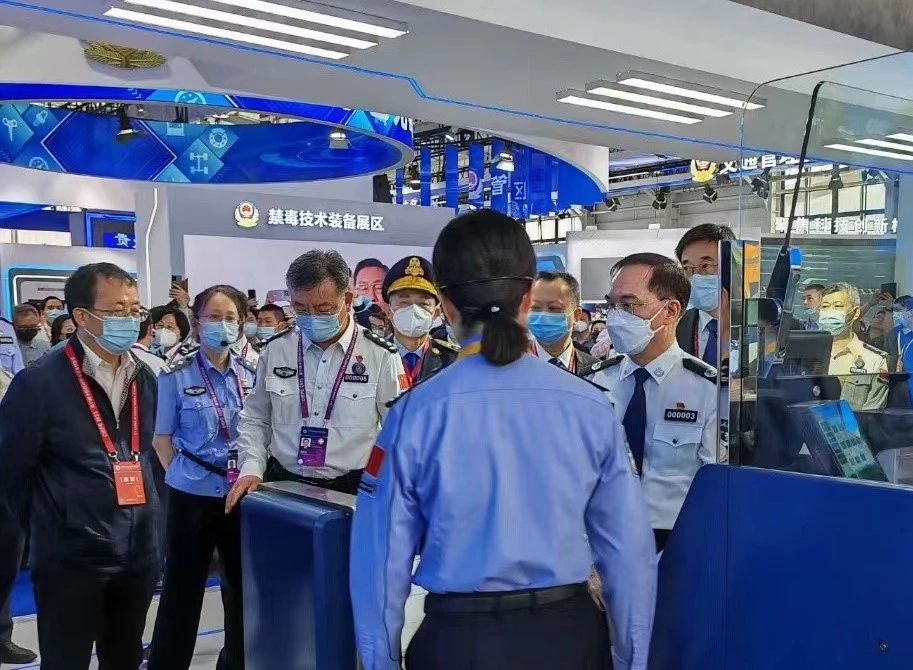 万搏(中国)wanbo·官方网页版,亮相第十一届中国国际警用装备博览会 用创新技术“警”上添花