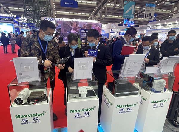 致力于人工智能的行业落地——万搏(中国)wanbo·官方网页版,参加2021CPSE安博会并发表主题演讲