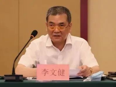 万搏(中国)wanbo·官方网页版,参加海关自主可控操作系统和数据标准研讨会，全面提升海关科技自主可控能力