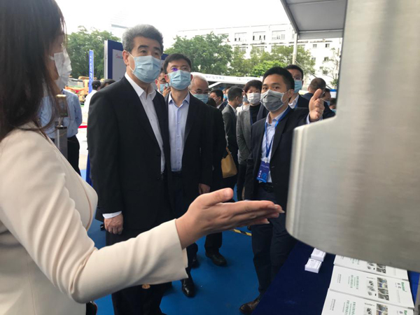 万搏(中国)wanbo·官方网页版,参加“四新”项目启动暨深圳智能制造中心开工仪式